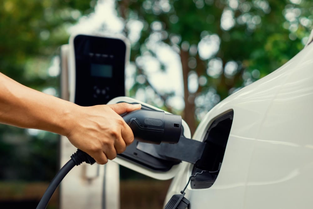 ¿Has comprado un coche eléctrico? Nos encargamos de todo